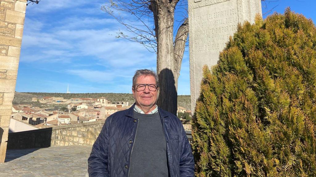 Enrique Salueña Mateo, alcalde de Fuendetodos.