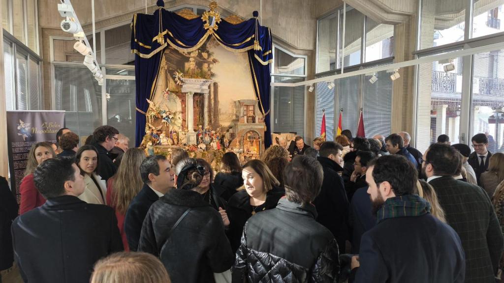 Inaugurado el Belén Napolitano que crece en tamaño y emoción esta Navidad.