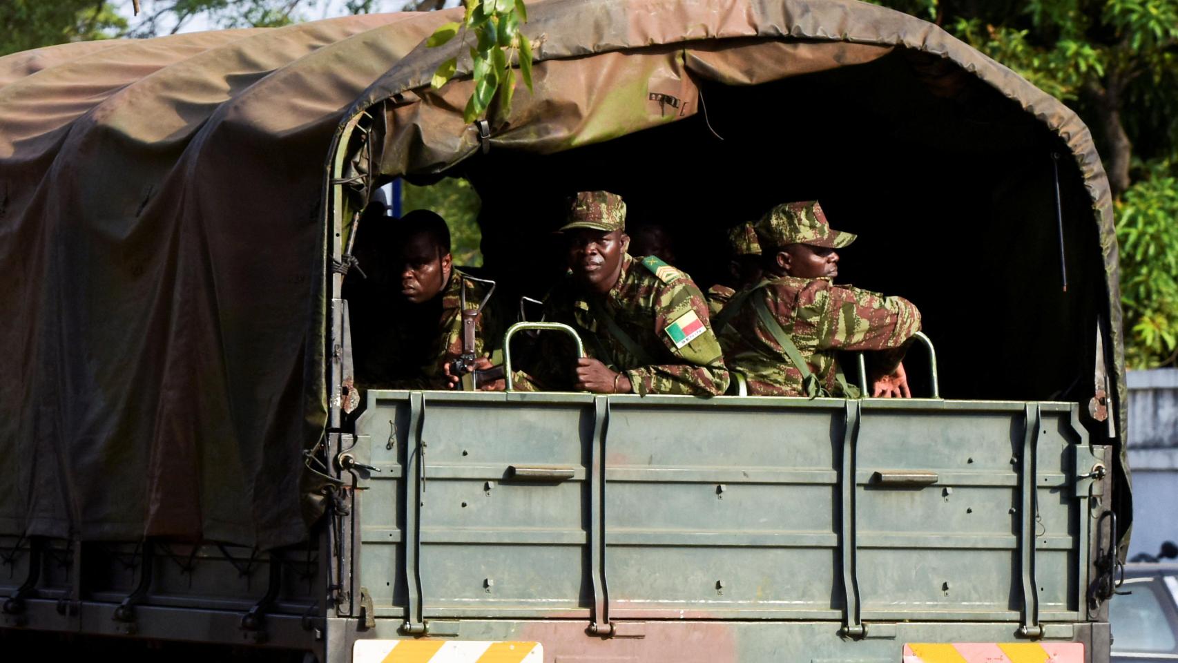 Soldados del Ejército de Benín en Cotonú.