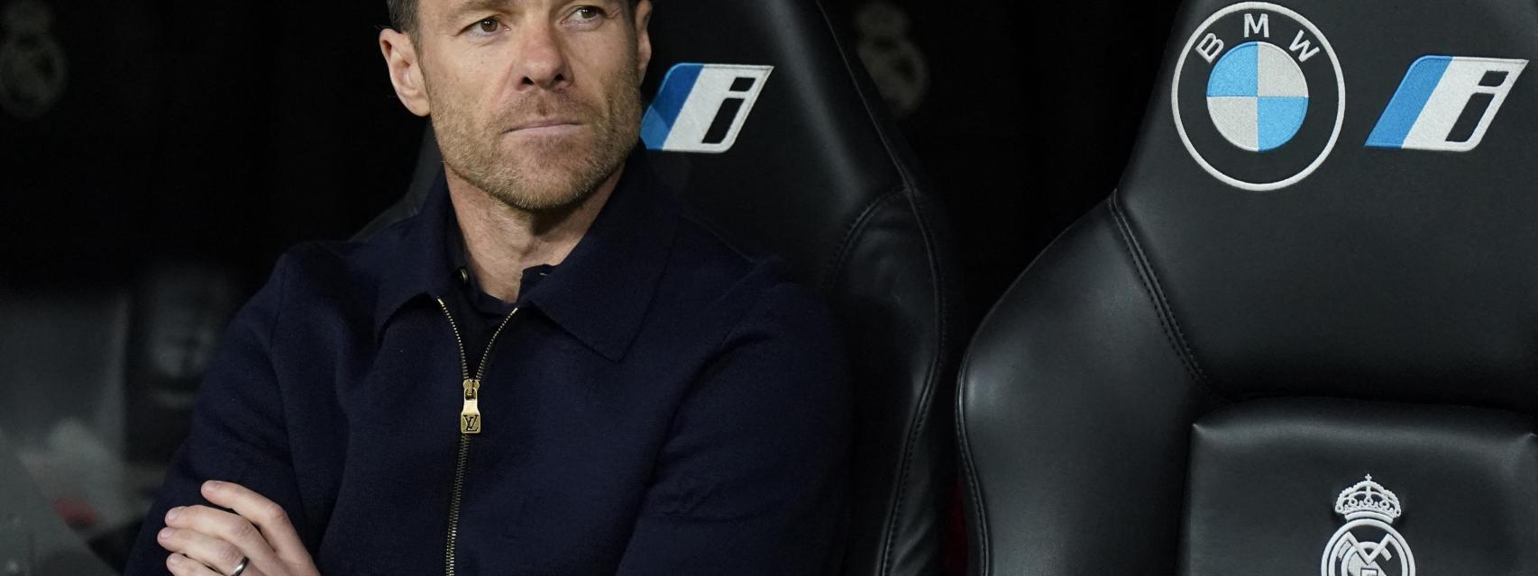 Xabi Alonso, en el banquillo del Real Madrid.