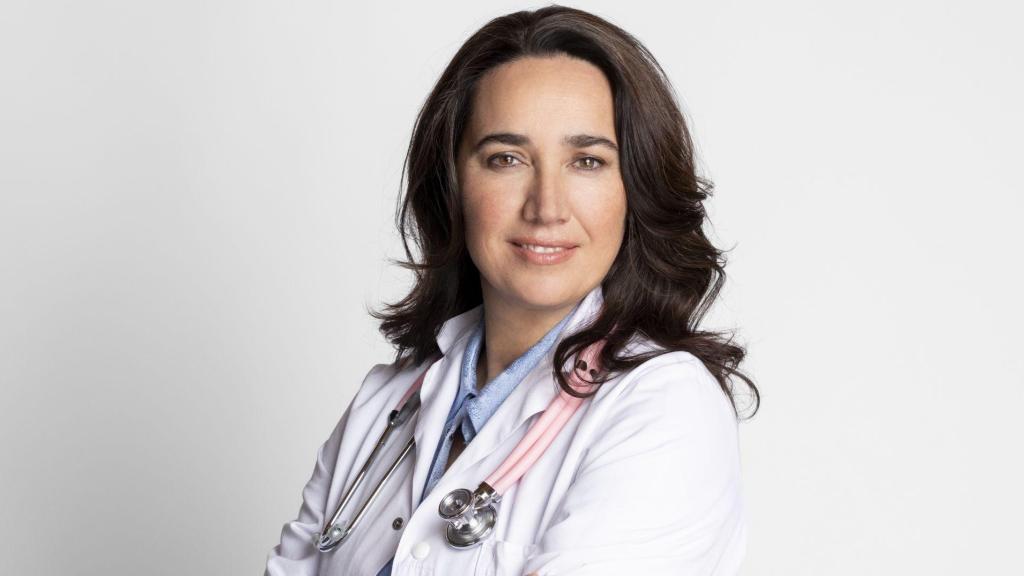 La doctora, en un posado cedido.