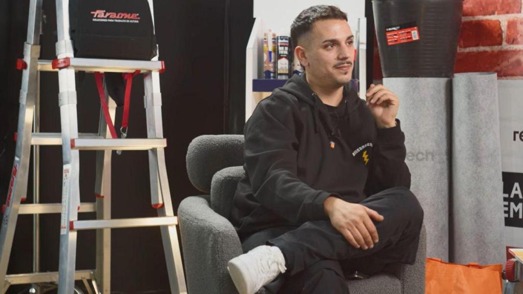 Daniel Rojas, instalador profesional.