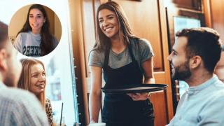 paula-hostelera-espanola-trabaja-pareja