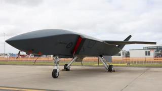 Un Boeing MQ-28 Ghost Bat se exhibe durante el Salón Aeronáutico Internacional de Australia en Avalon, Australia, el 26 de marzo de 2025.