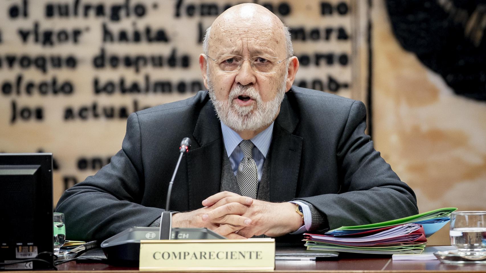 El presidente del Centro de Investigaciones Sociológicas (CIS), José Félix Tezanos, este martes en el Senado.