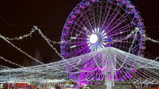 Imagen de archivo de una noria de Navidad en Madrid.