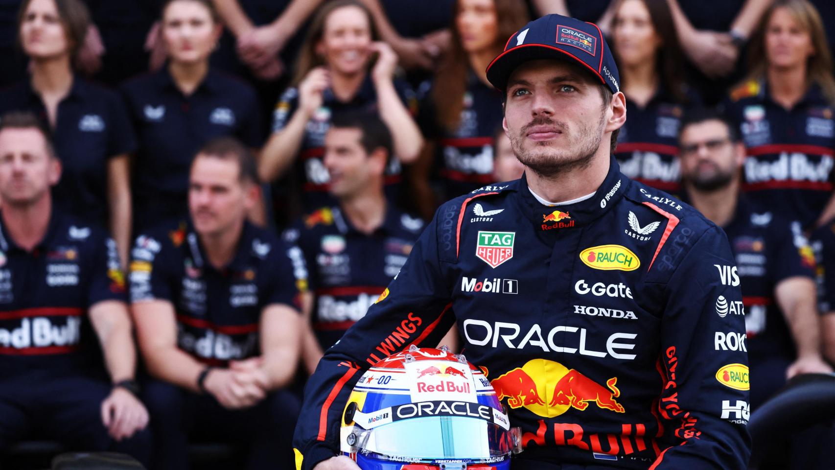 Verstappen, protagonista en la foto del final de la temporada de la escudería Red Bull.