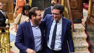 El ministro de Transportes, Óscar Puente, y el ministro de Transformación Digital y Función Pública, Óscar López.