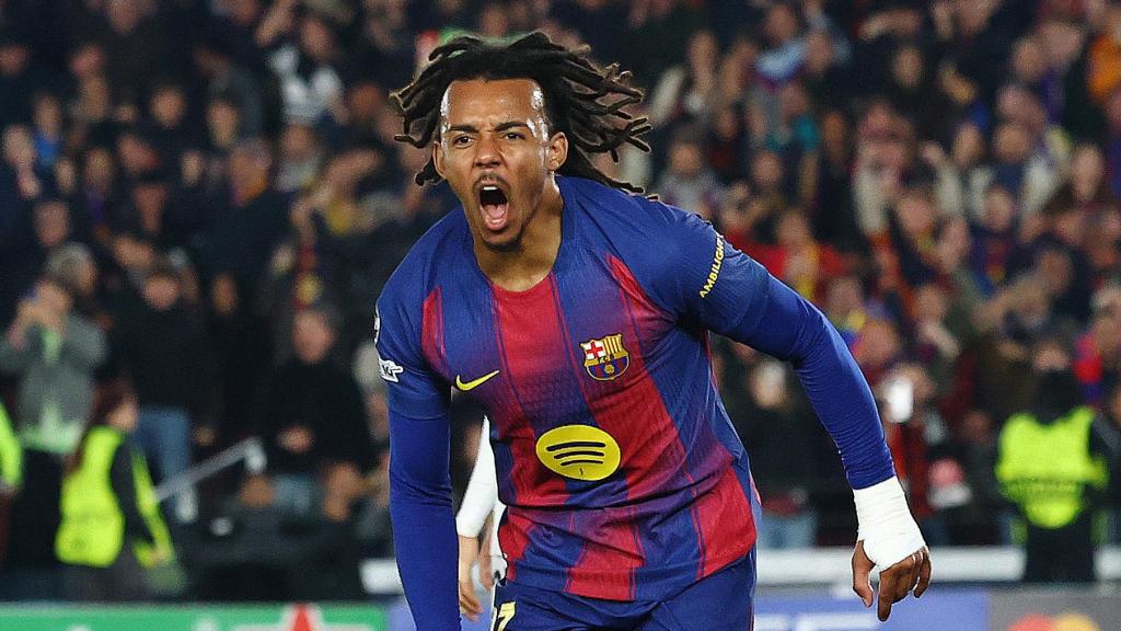 Koundé celebra uno de sus goles contra el Eintracht.