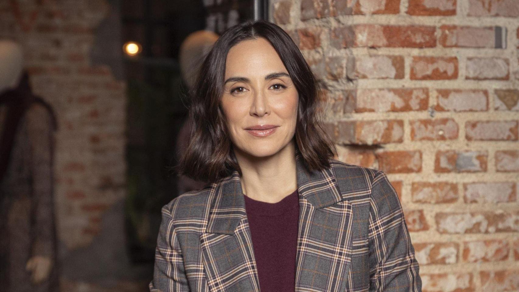 La diseñadora, con look de la colección Pedro del Hierro & TFP BY Tamara Falcó.