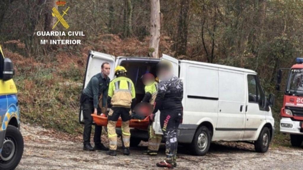 Rescate de un hombre que practicaba trial en Moaña (Pontevedra).