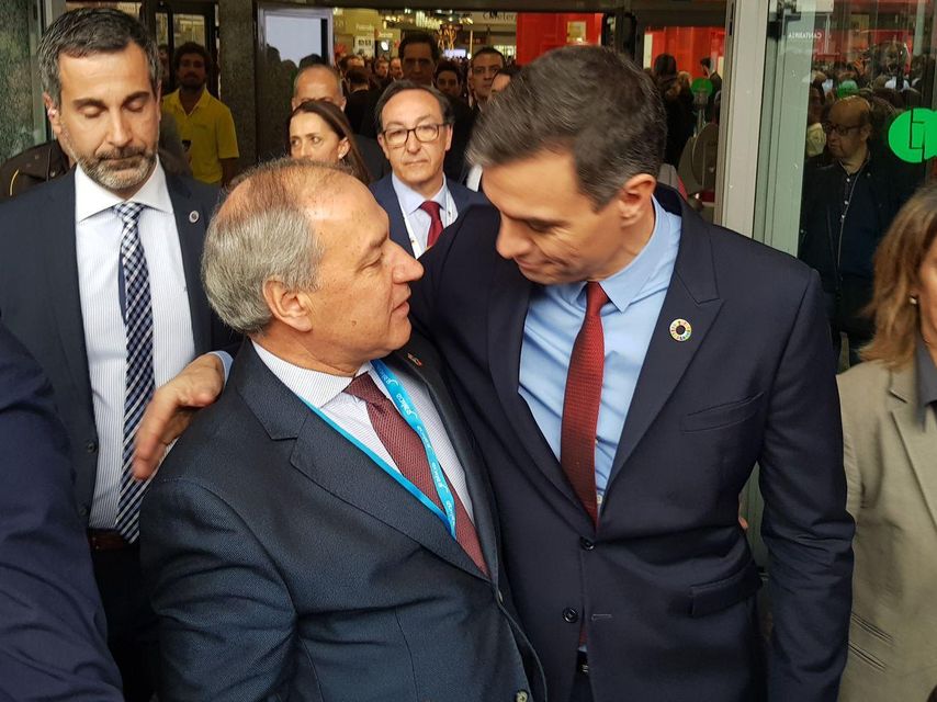 El Presidente de la Diputación de Lugo, José Tomé Roca, junto al presidente del Gobierno, Pedro Sánchez, el pasado 24 de enero de 2020.