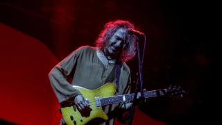 Robe Iniesta, en concierto. Foto: Ricardo Rubio/EFE