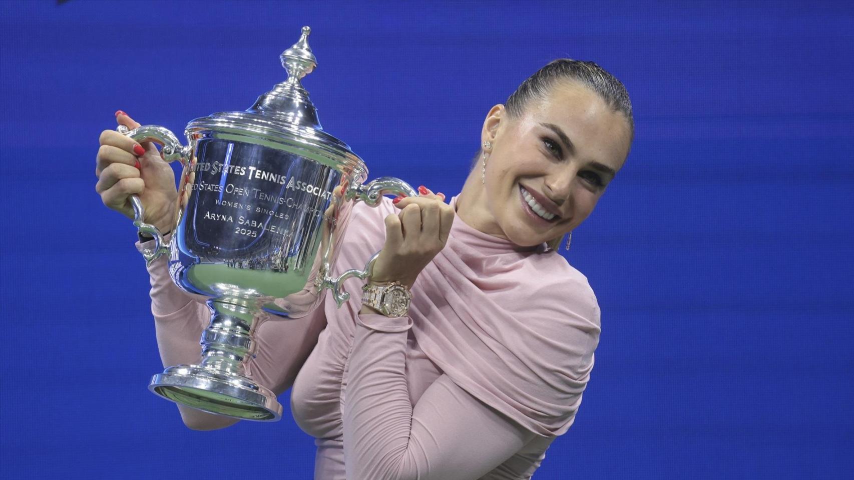 Sabalenka, con el trofeo del US Open 2025