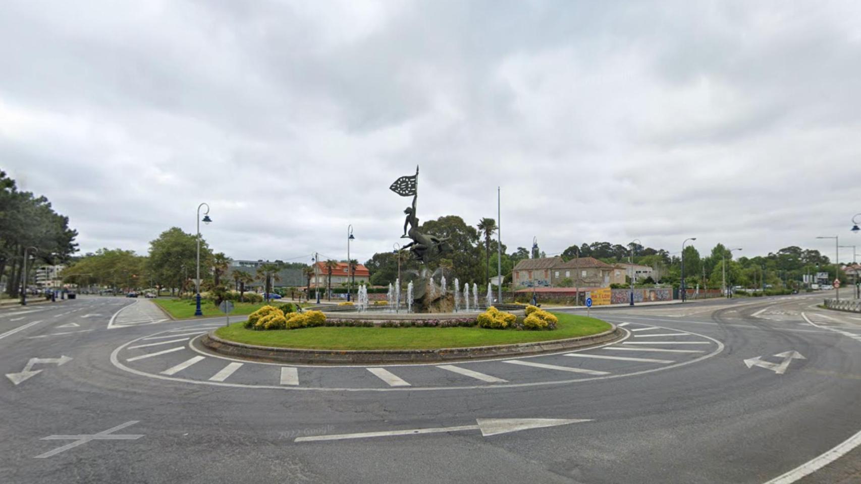 Rotonda entre la Avenida de Europa y Samil.