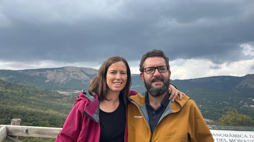 Caltagirone junto a su esposa.