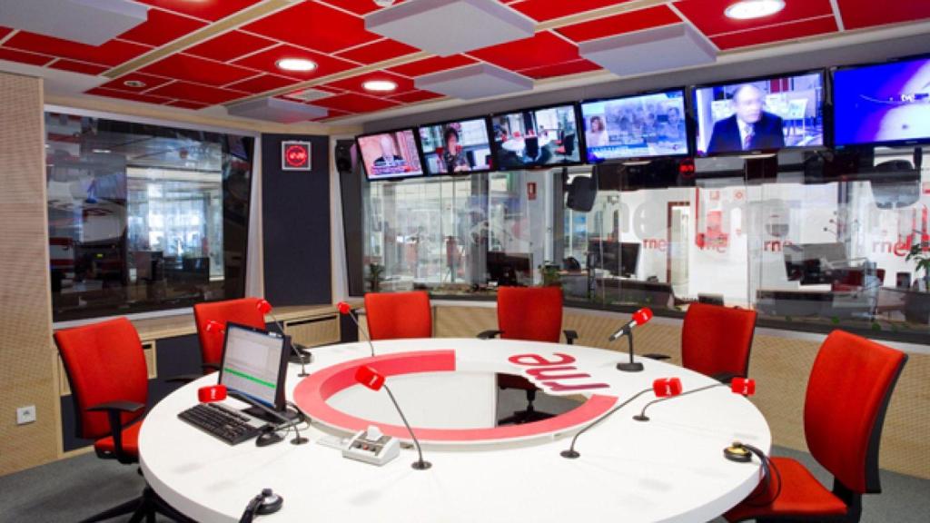Estudio de radio de RNE en Prado del Rey, Pozuelo de Alarcón, Madrid, España.