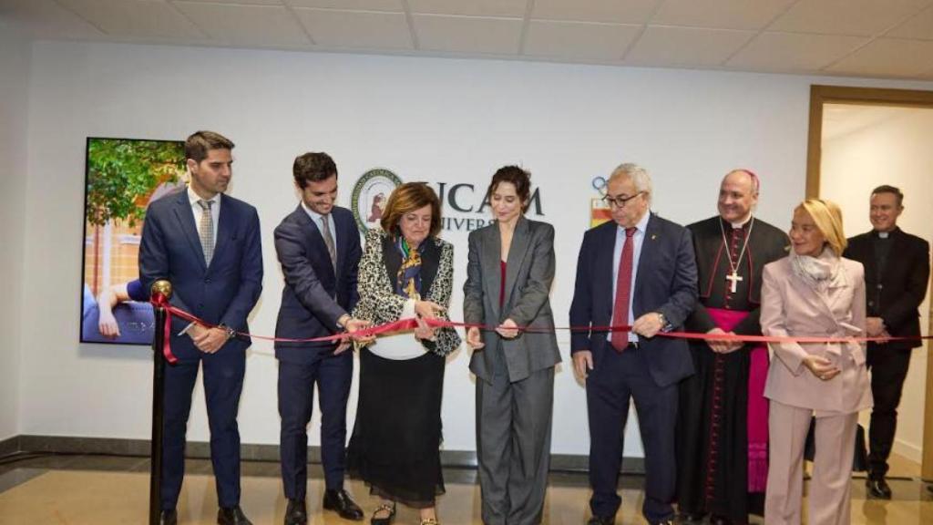 Isabel Díaz Ayuso inaugurando el Campus de Madrid de la UCAM