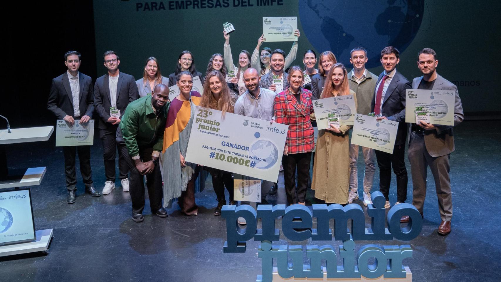 El ganador y los finalistas del Premio Junior del IMFE en Málaga.