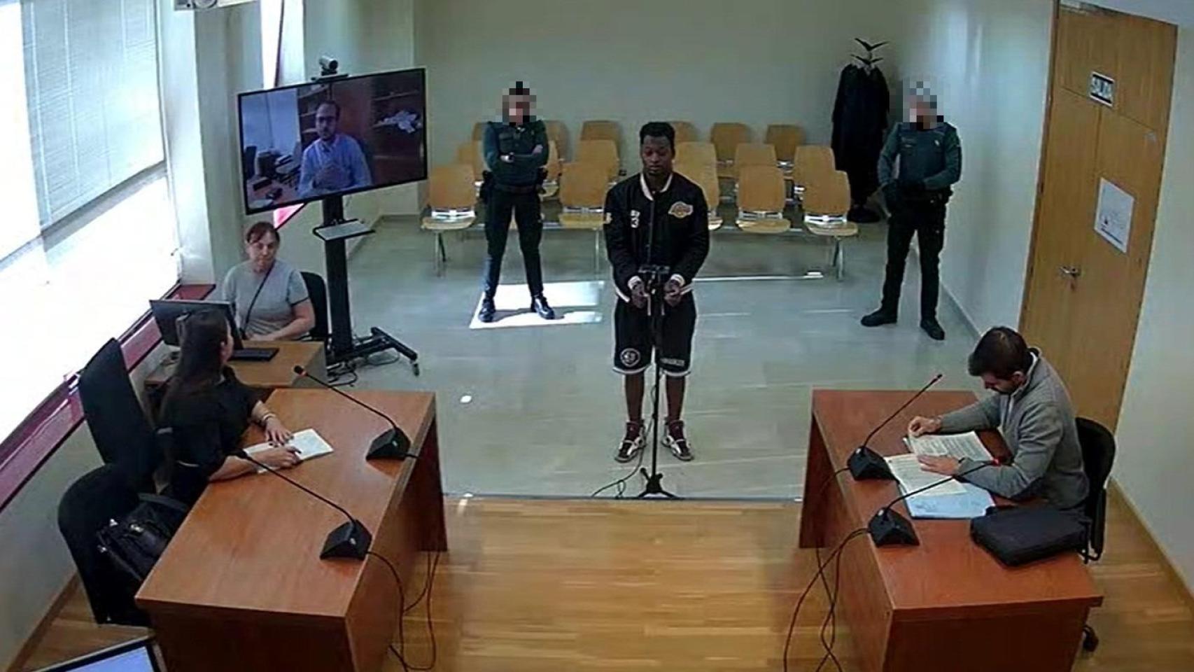 Bayron afirma que el tercer implicado en el doble crimen de Mazarrón es Asprilla e inculpa al okupa Carlo:  Se ponía loco 