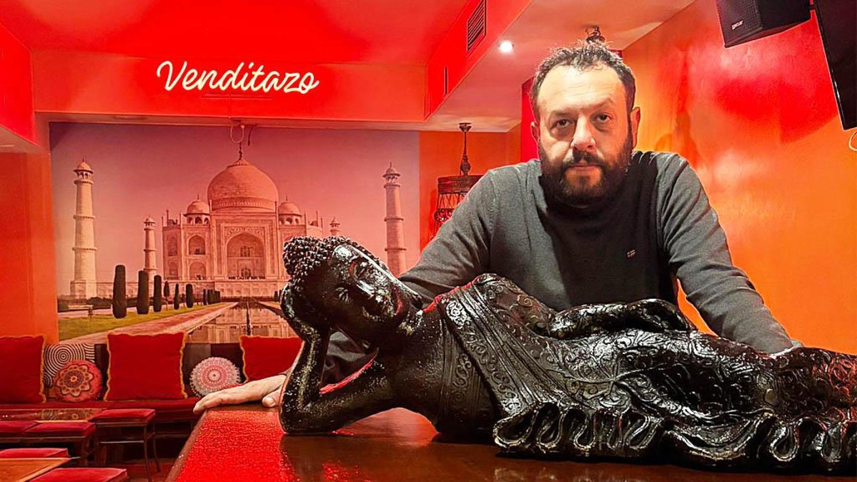 Victor en su bar de Tordesillas.