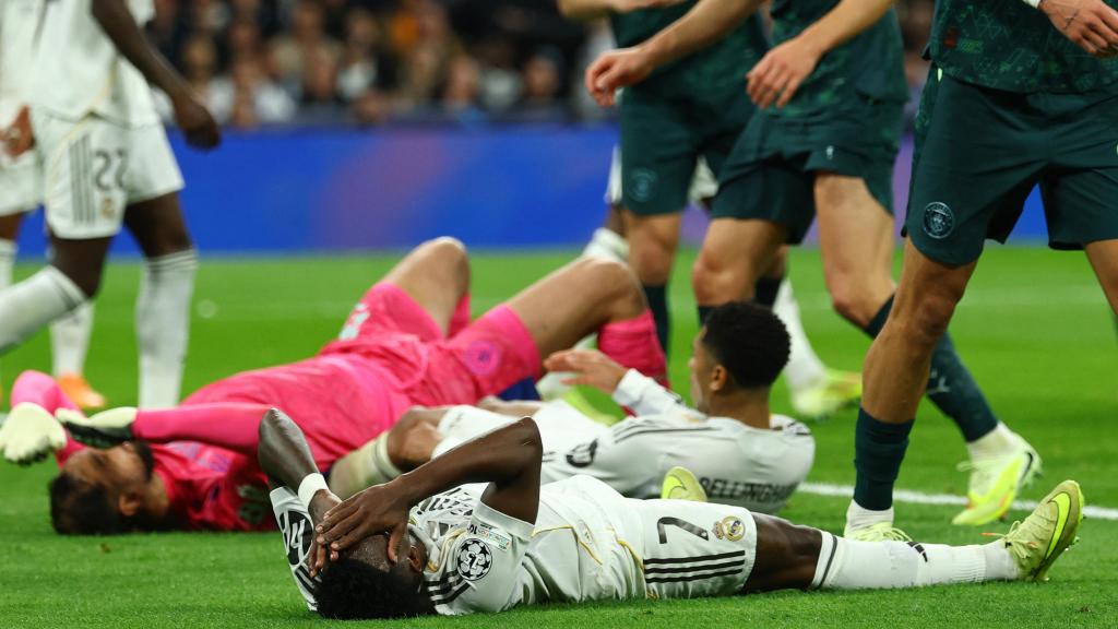 Vinicius se queja durante el partido Real Madrid - Manchester City