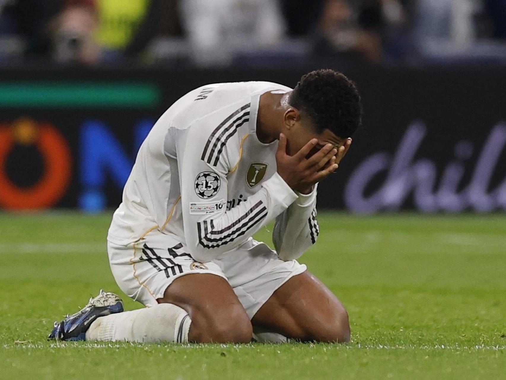 Jude Bellingham se lamenta tras la derrota ante el City.