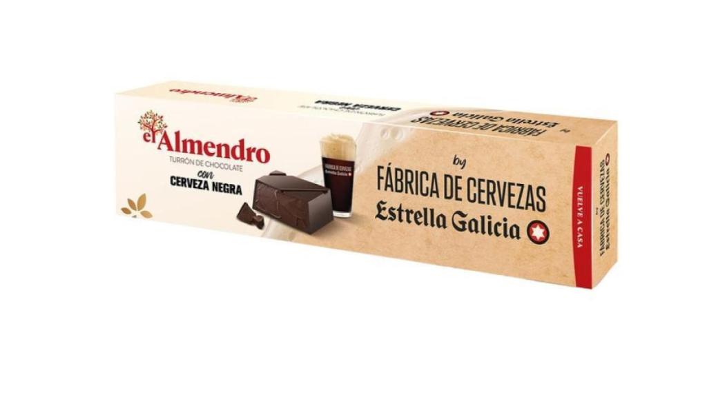 Cerveza negra en un turrón.