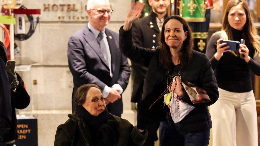 María Corina Machado junto a su madre, Corina Parisca de Machado, en Oslo.