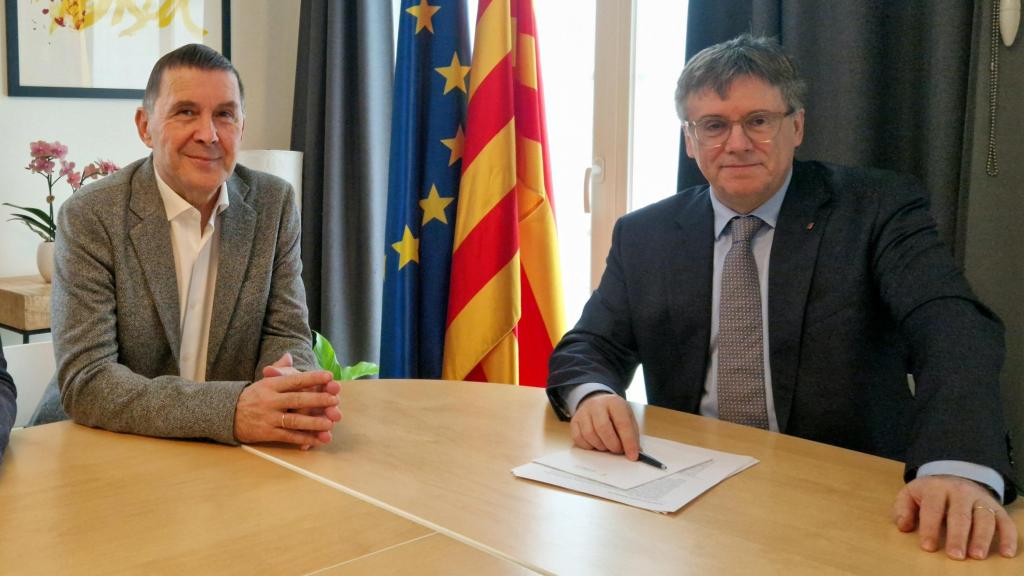 Otegi y Puigdemont juntos este jueves en Waterloo.