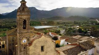 El pueblo de Alicante perfecto para una escapada en la naturaleza esta Navidad: 14 km de paisaje rural y senderos