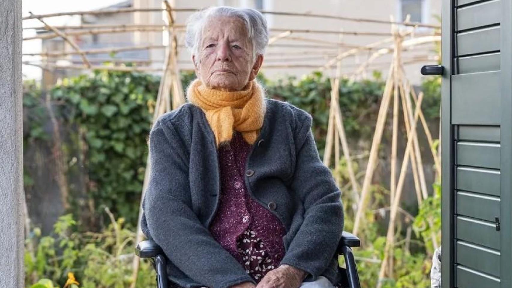 Carme Noguera Falguera, residente en Taradell (Barcelona) con 111 años. EFE/ Siu Wu