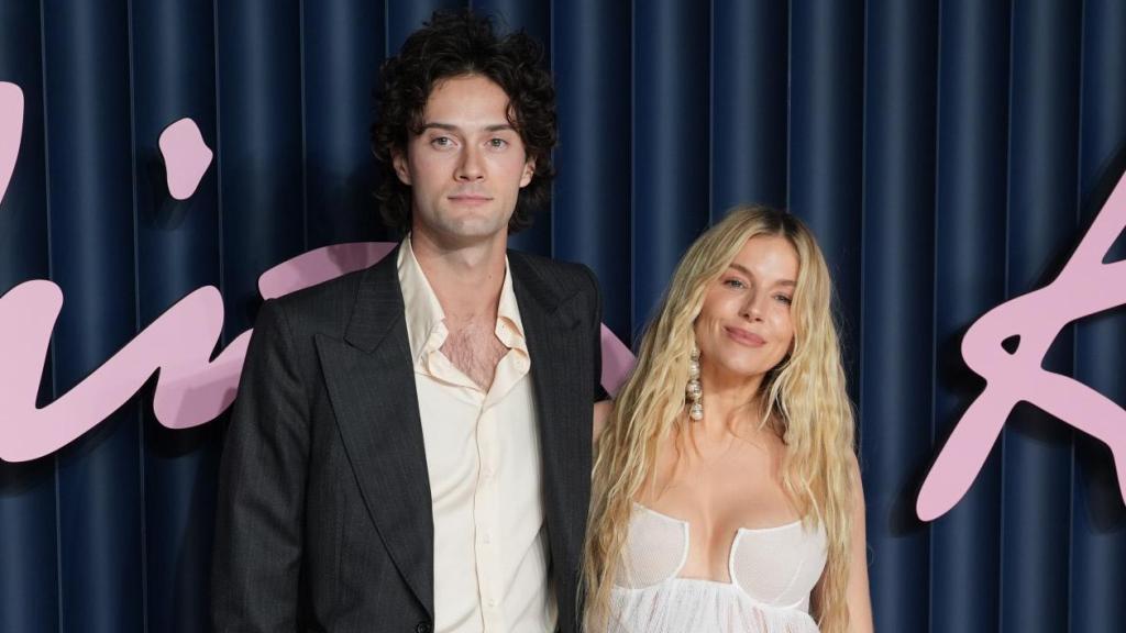 Sienna Miller y Oli Green.