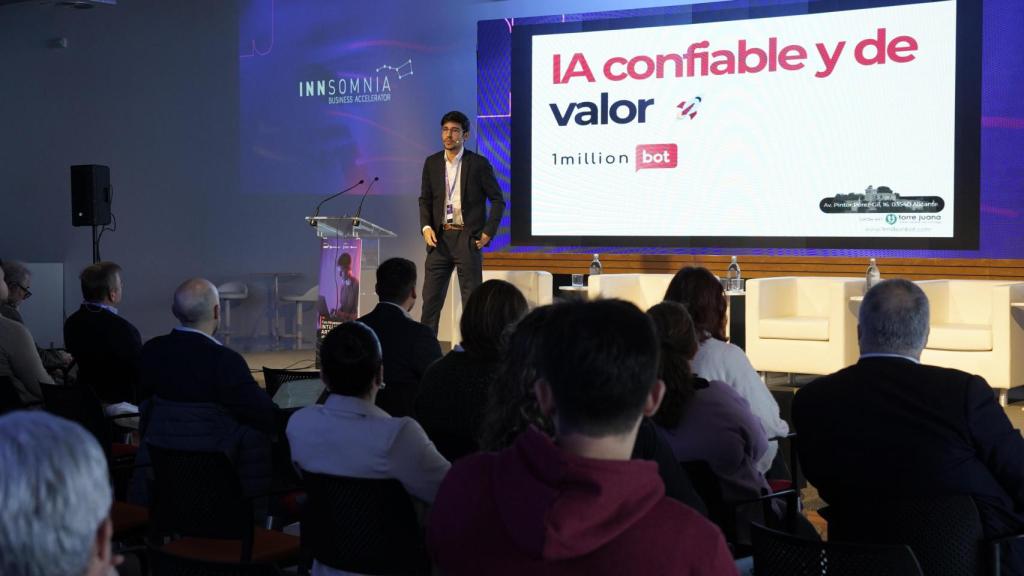 1MillionBot, una de las startups que presentaron sus soluciones para medios de comunicación.