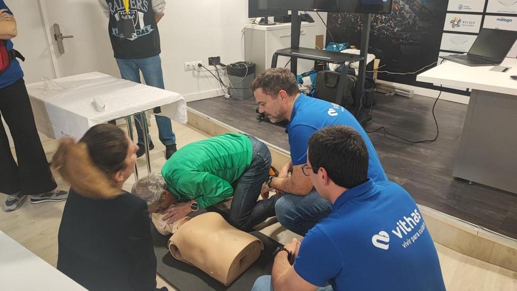 La jornada de formación en RCP de Vithas Málaga.