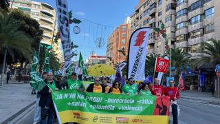 Manifestación en Alicante con motivo de la jornada de huelga en Educación en la Comunitat Valenciana.