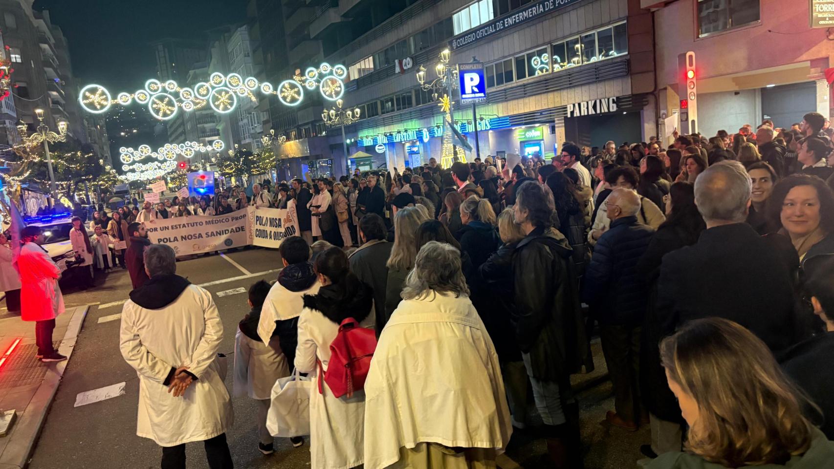 Los médicos del Sergas se manifiestan en Vigo para reclamar un estatuto propio