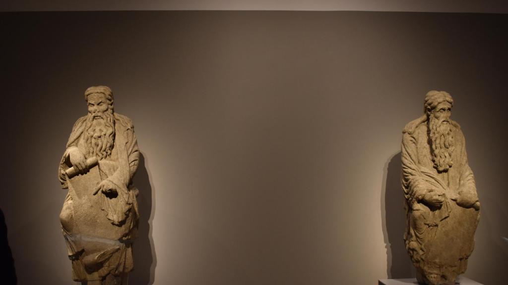 Las estatuas del Mestre Mateo estarán en el Museo do Pobo Galego hasta mayo