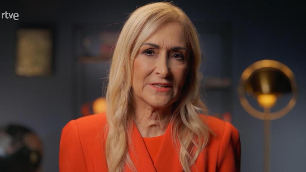 Cristina Cifuentes en 'Hasta el fin del mundo'.