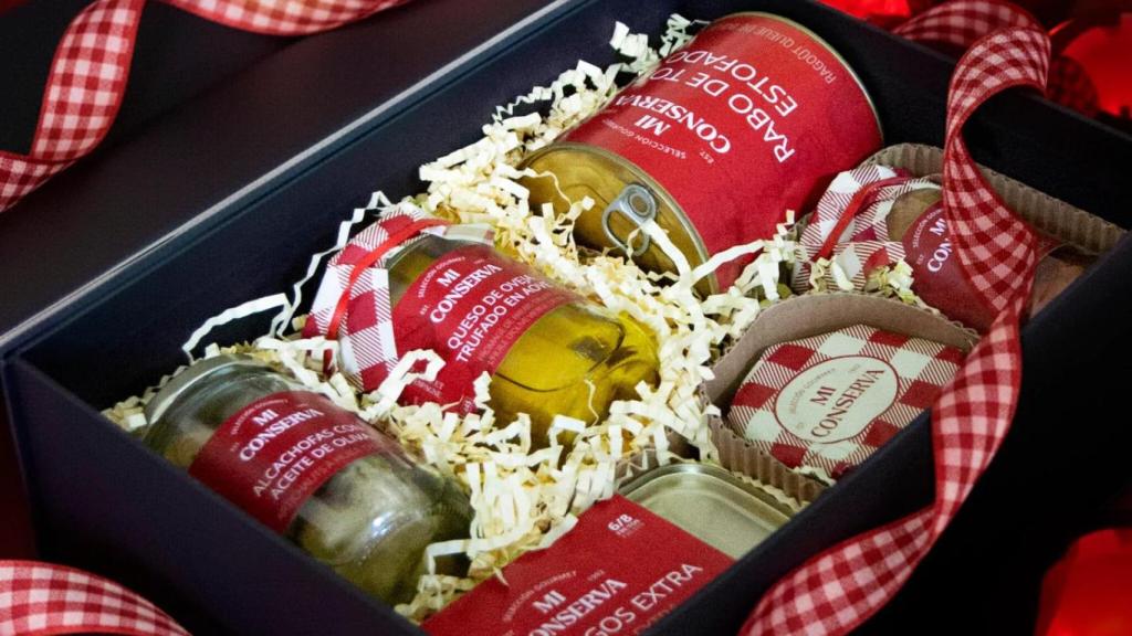 La caja de Navidad de Mi Conserva, lista para regalar, abrir y comer.
