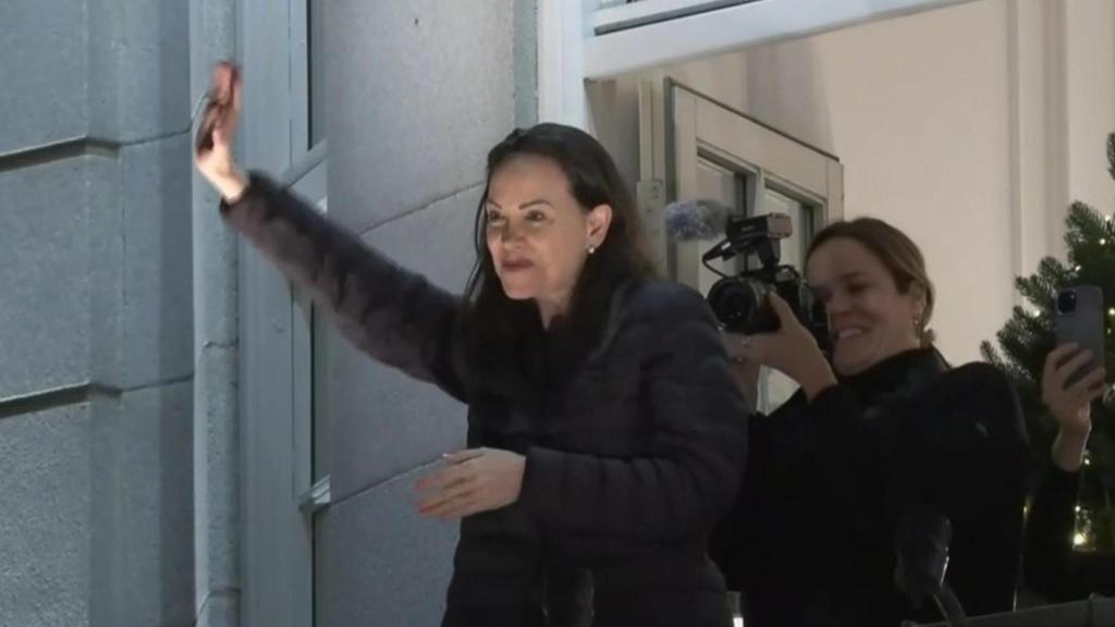 La venezolana saludando desde el citado espacio a su llegada a Noruega.
