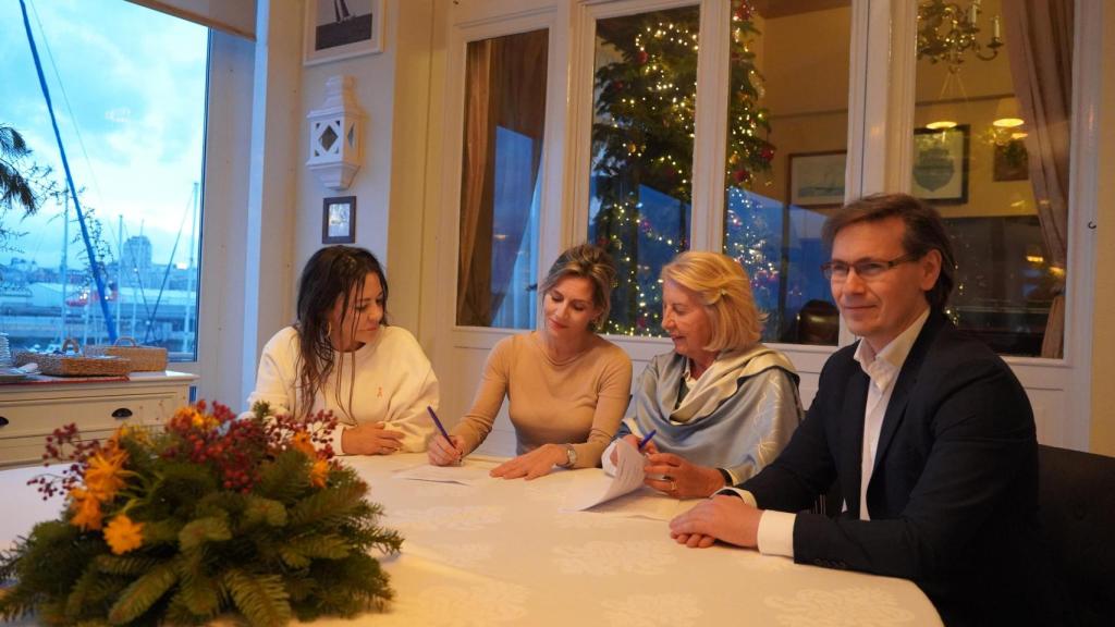 Instante de la firma.