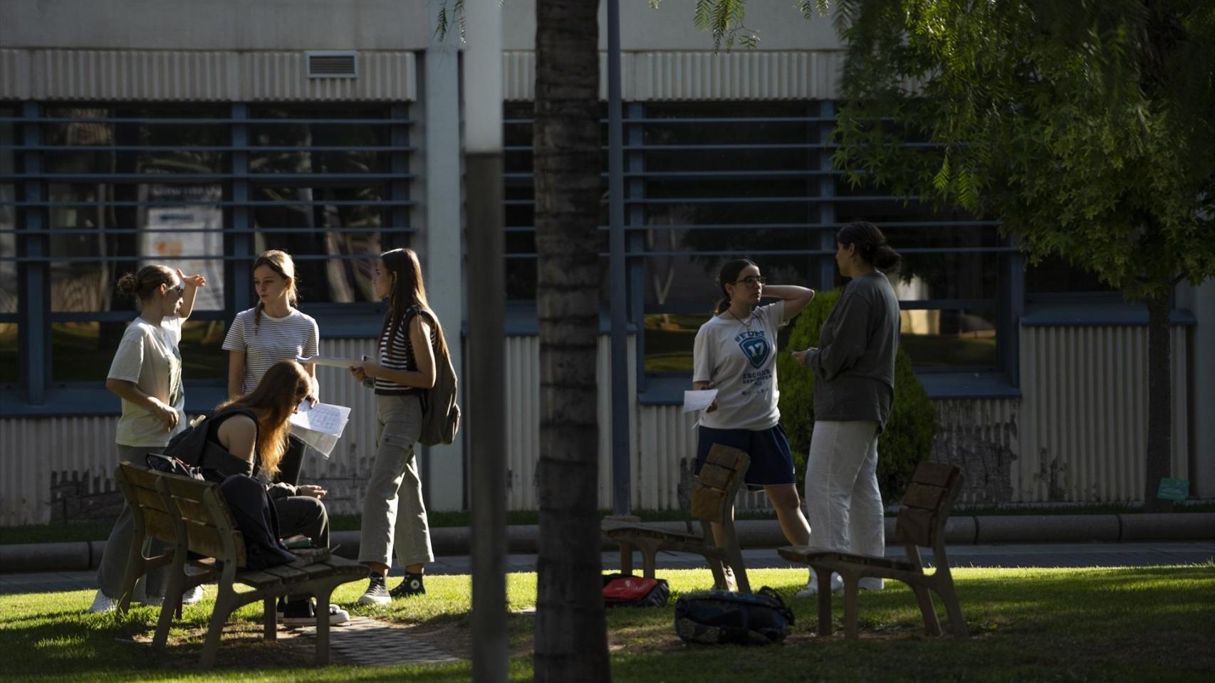 Estudiantes en la Universitat Politècnica de València. Jorge Gil / Europa Press