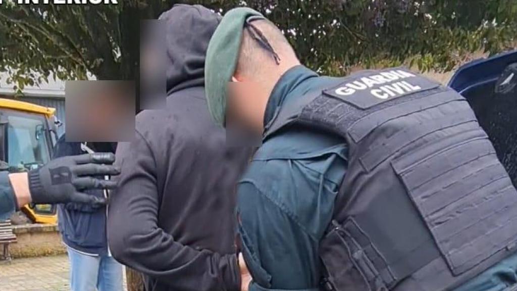 Momento de la detención del hombre de 50 años