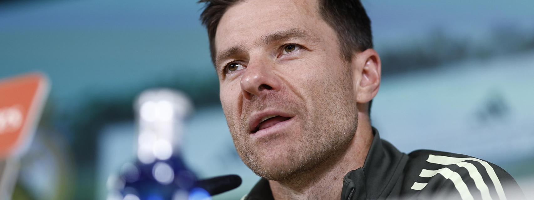 Xabi Alonso atiende a los medios en la rueda de prensa previa al partido ante el Alavés.