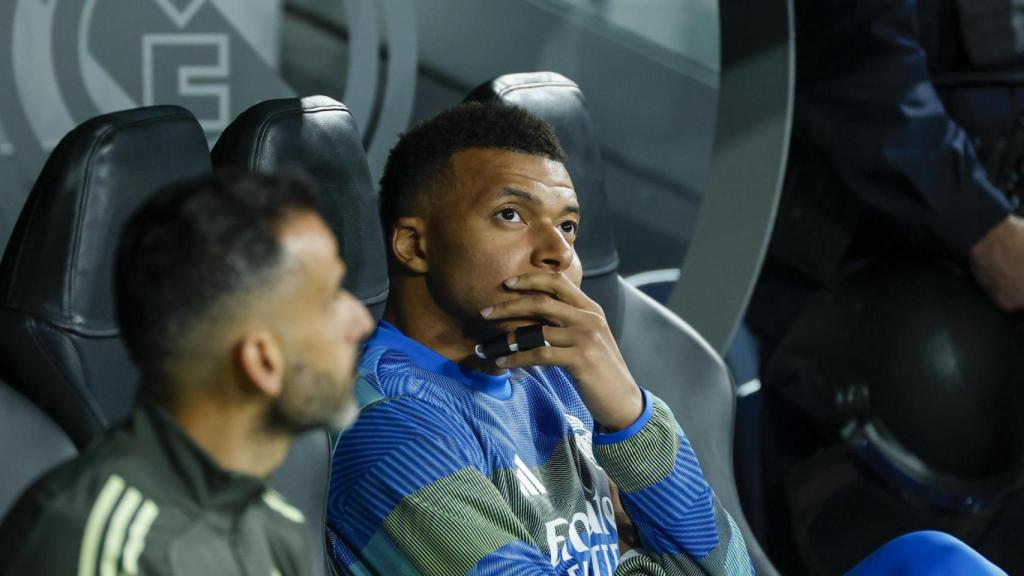 Mbappé, en el banquillo del Real Madrid