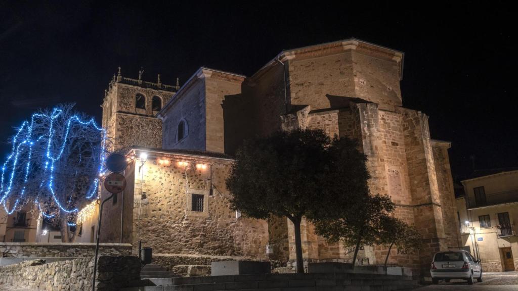 Plan de Sostenibilidad Turistica de iluminacion en los monumentos de Riaza