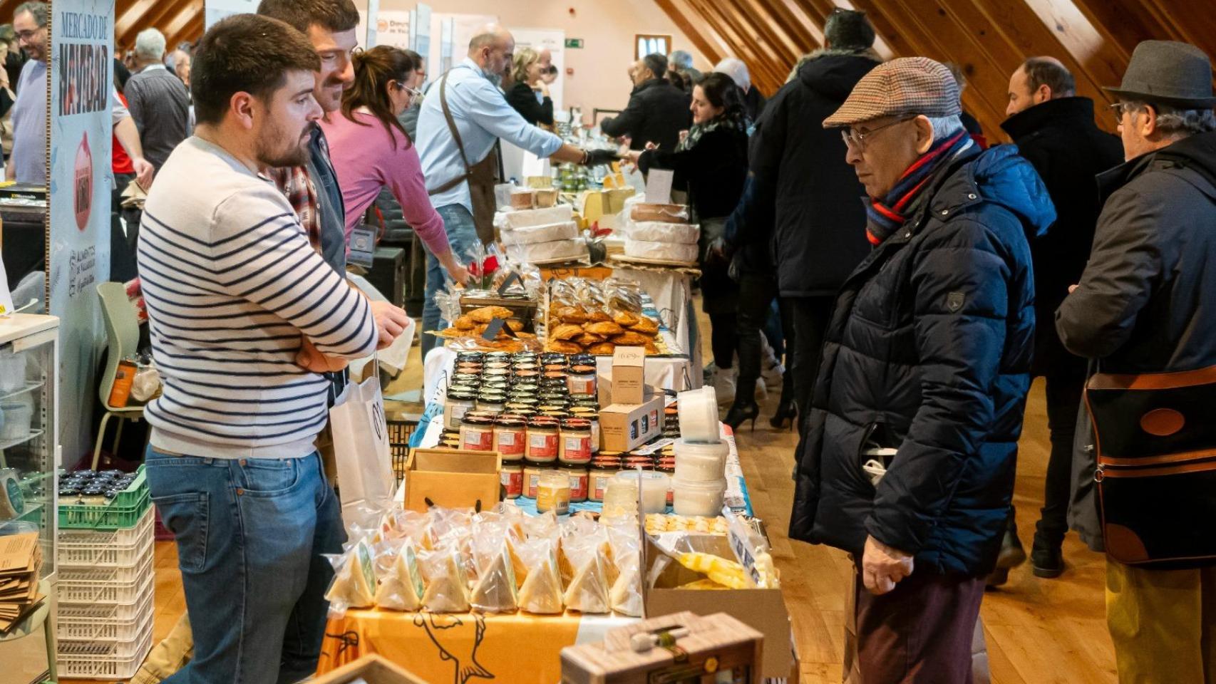 11.320 personas visitan el V Mercado de Navidad y III Salón del Vino de Alimentos de Valladolid