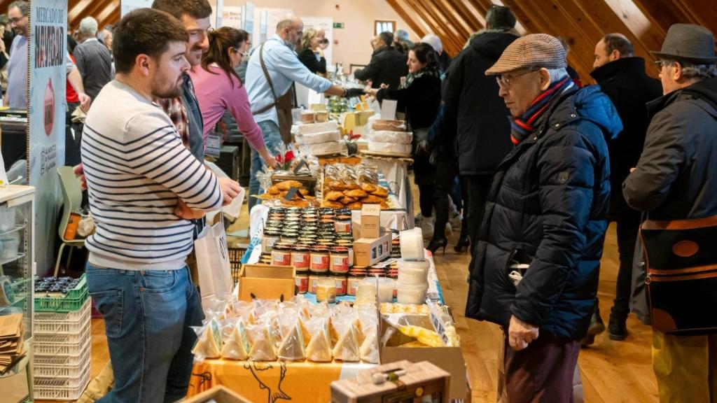 11.320 personas visitan el V Mercado de Navidad y III Salón del Vino de Alimentos de Valladolid