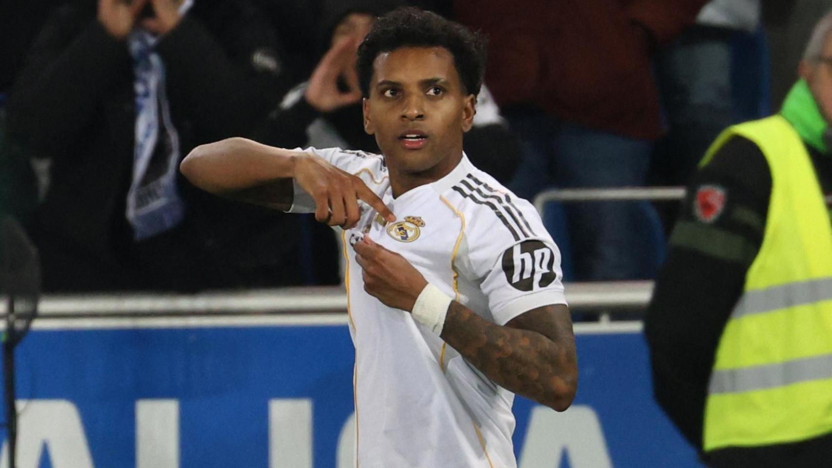 Rodrygo desatasca al Real Madrid frente al Alavés y le da tres puntos que le sirven a Xabi Alonso para coger aire